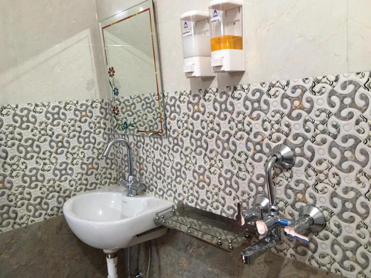 Matri Hotel & Banquets Patna  Kültér fotó