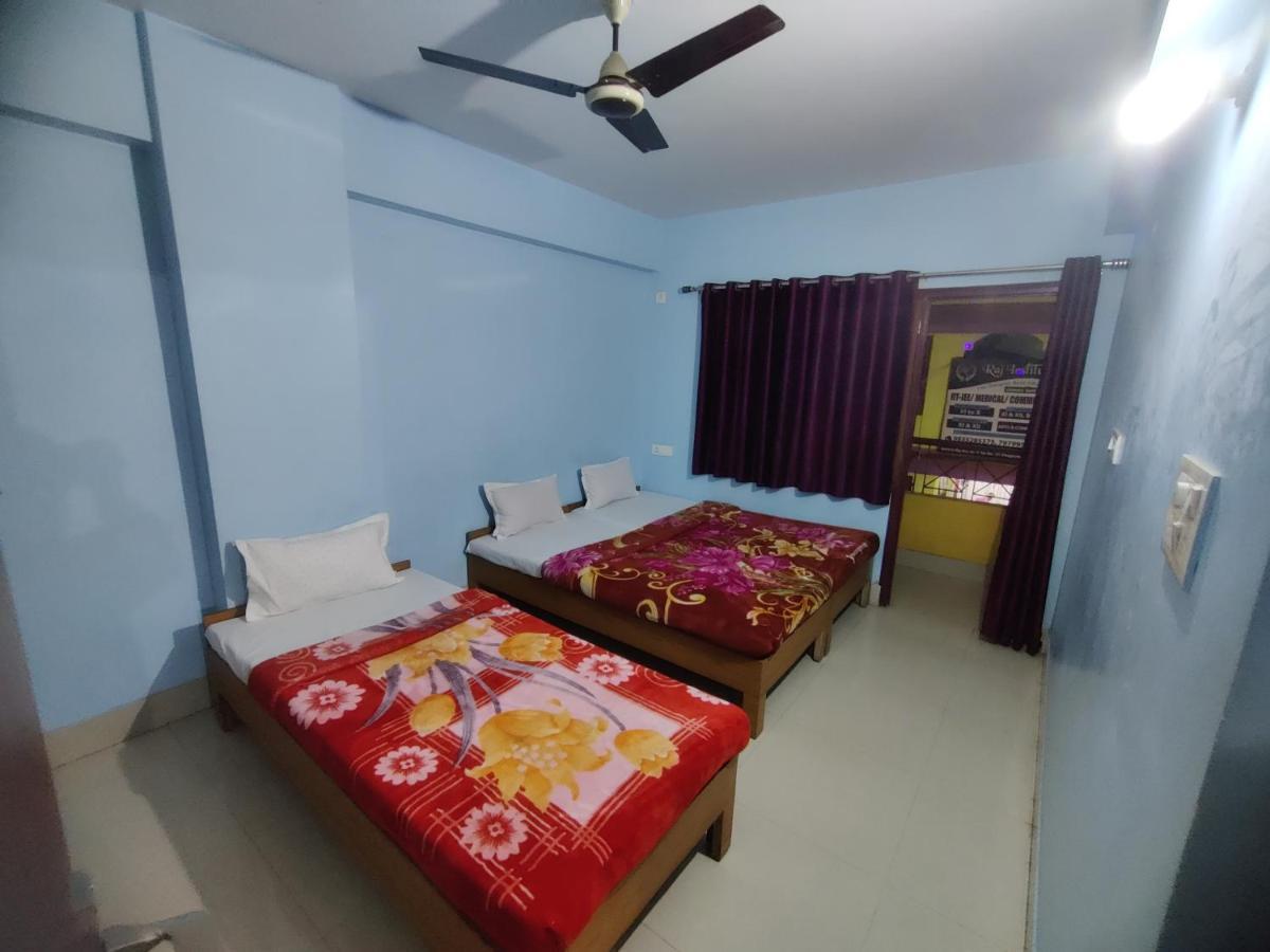 Matri Hotel & Banquets Patna  Kültér fotó
