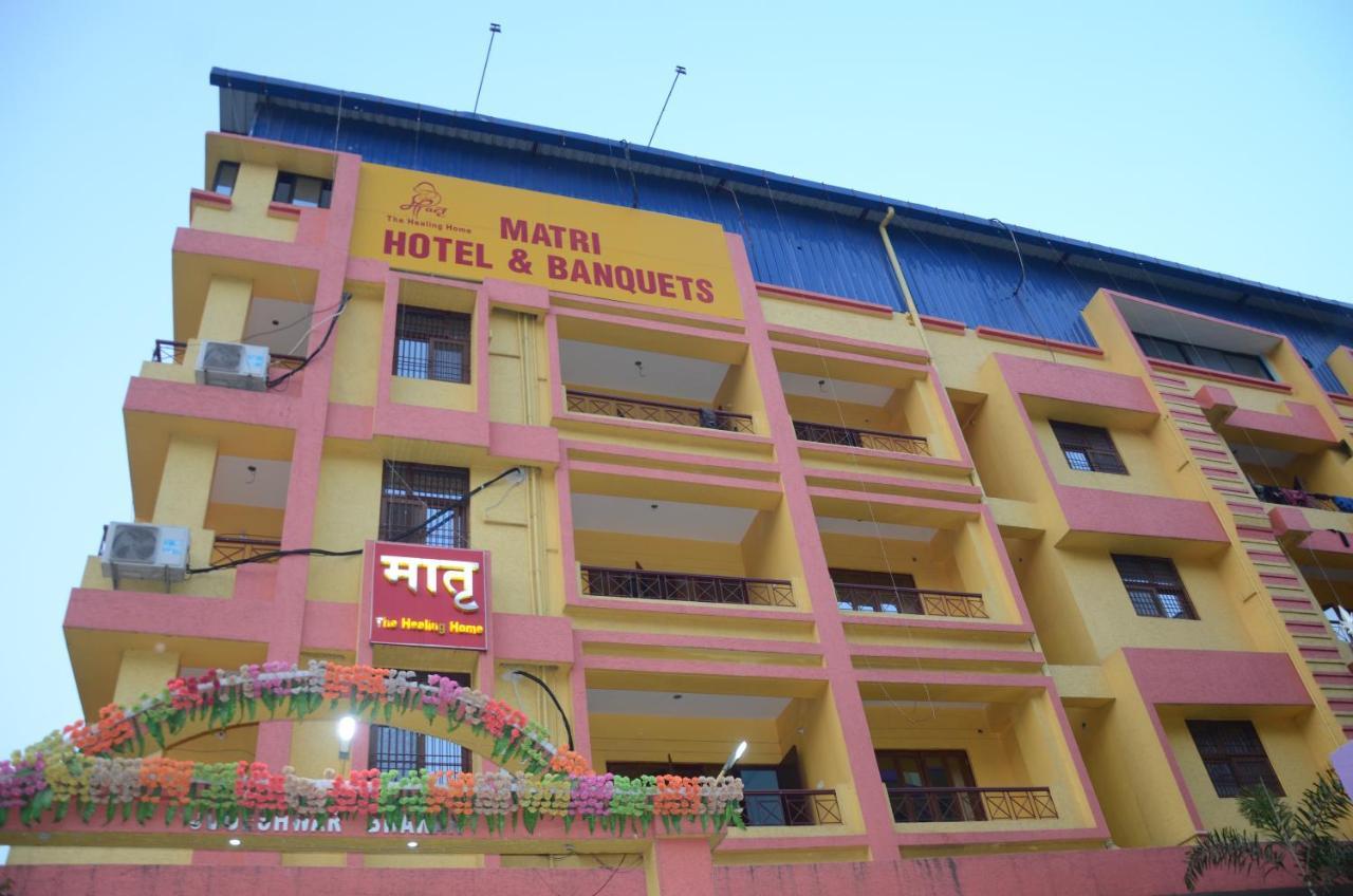 Matri Hotel & Banquets Patna  Kültér fotó