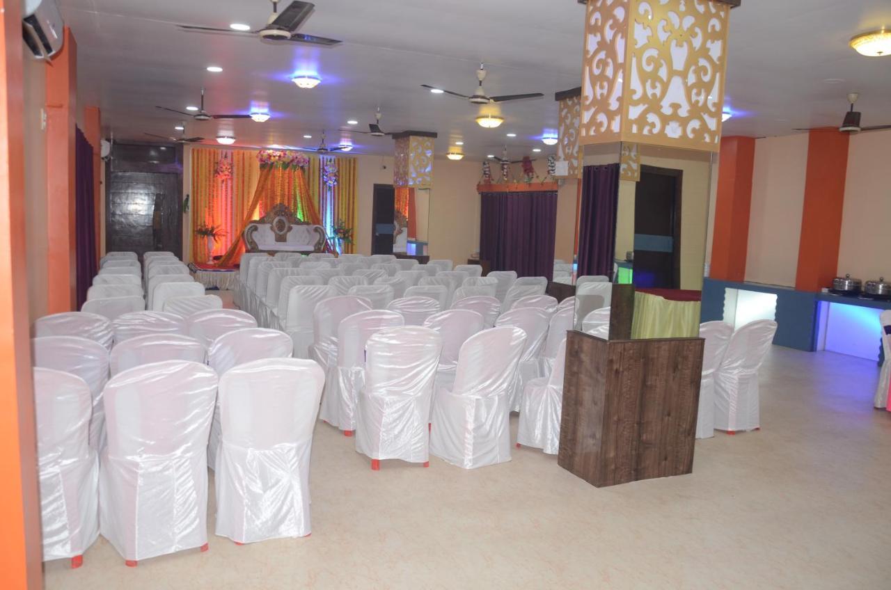 Matri Hotel & Banquets Patna  Kültér fotó